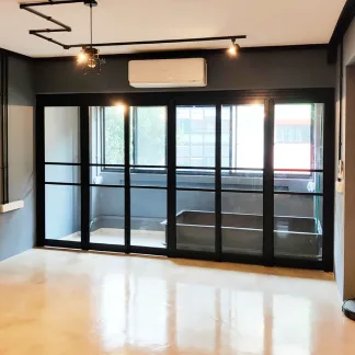 Off White Slide and Swing 3.0: AD85 Slide and Swing Door Design O with Animal Character Picture (AL42)